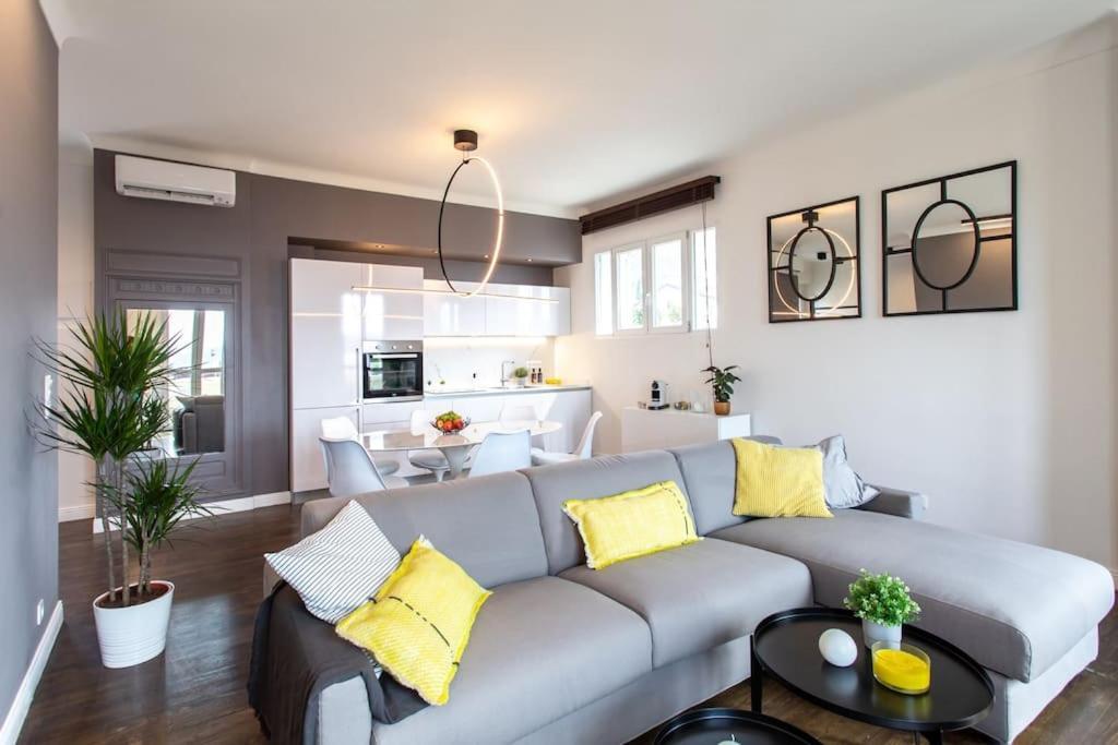 #24 Marie-Claire Suite Sea View/Balcony/Ac/5Min Port Villefranche-sur-Mer Zewnętrze zdjęcie
